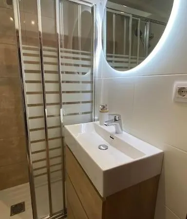 Bien Situado Vayas Donde Vayas 산탄데르